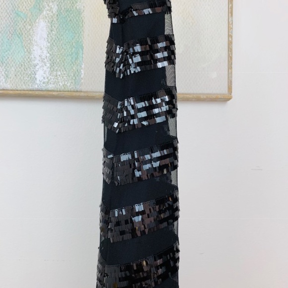 ALI & JAY black flat sequin soft mesh dress. M. - Picture 6 of 14